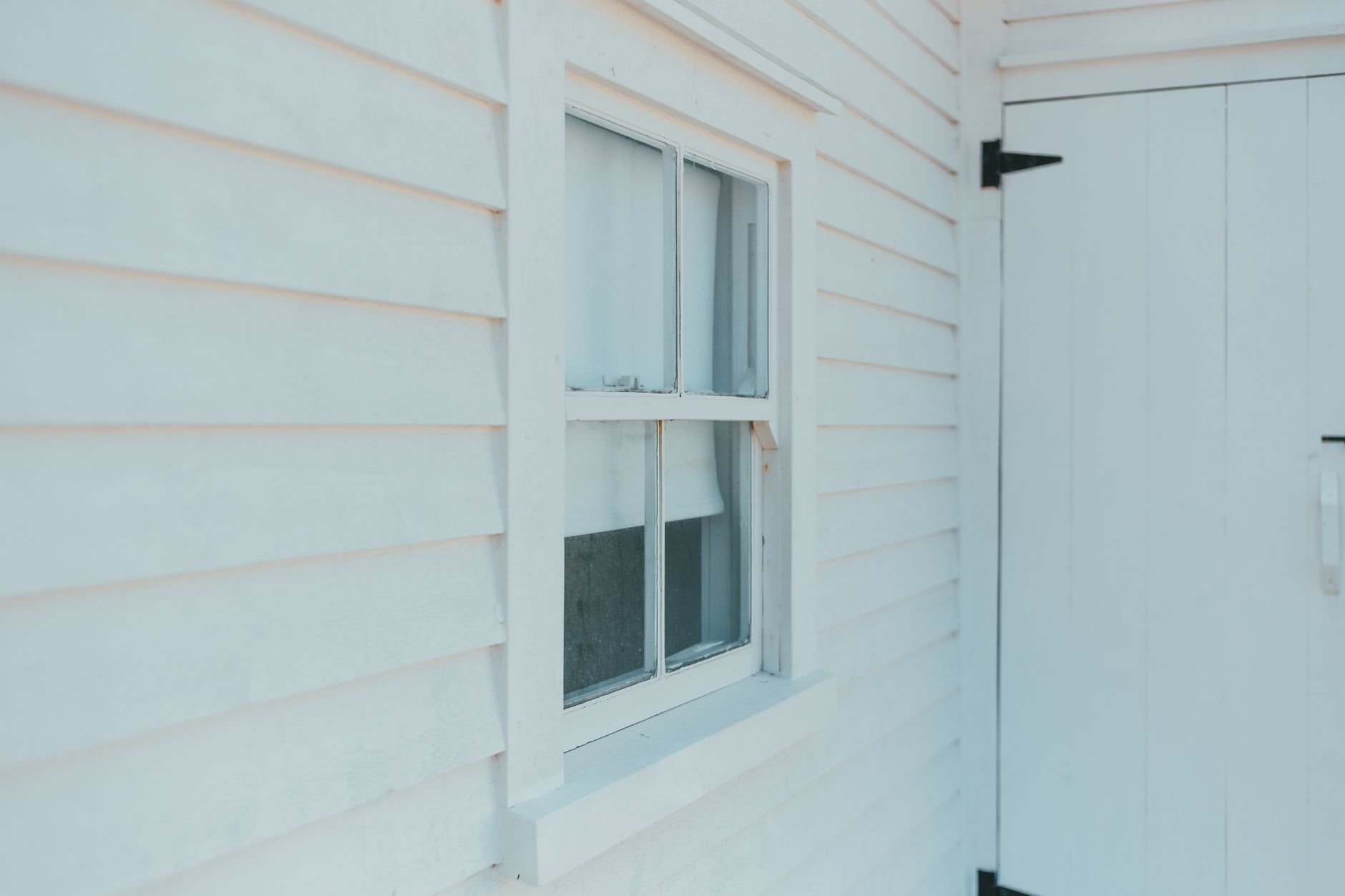 Exploring Popular Types of Exterior Siding: Pros, Cons, and Styles